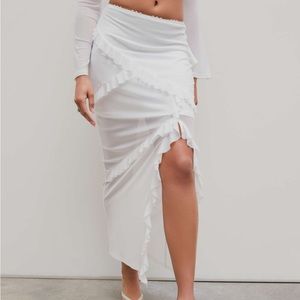 Cider Solid Ruffle Split Maxi Skirt